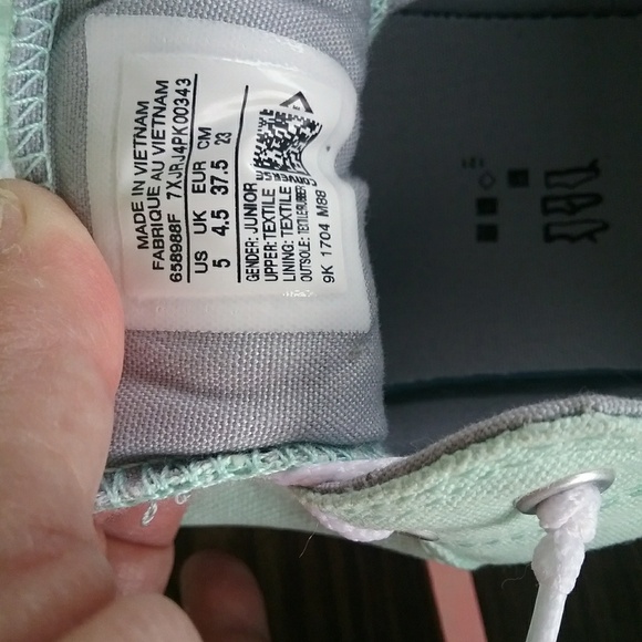Converse Mint Green Sneakers Size 5 - Picture 6 of 7